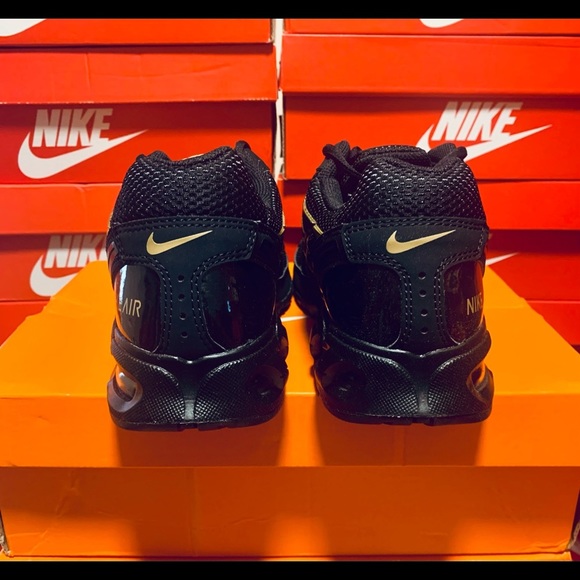 Nike Air Max Torch 4 Black/Metallic Gold Size 10.5 Men's Running Athletic Shoes - Picture 5 of 5